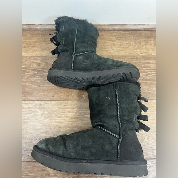 Womens Uggs Black Bailey Bow - Picture 10 of 12